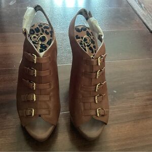 Jessica Simpson Wedge